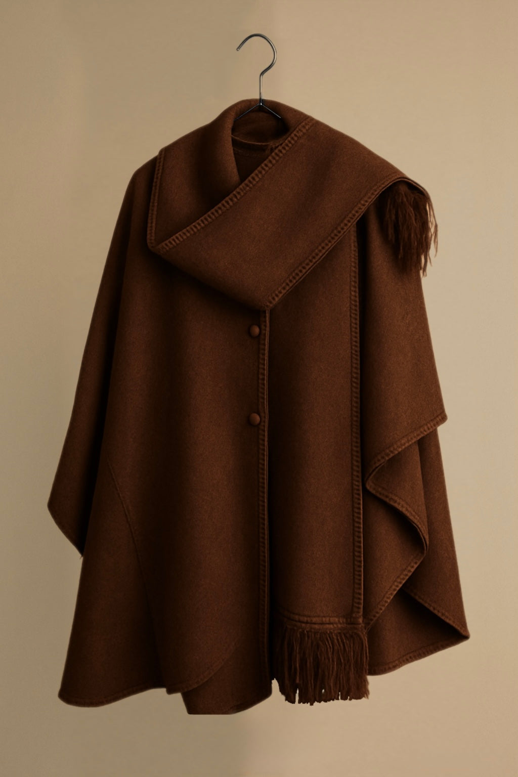 Capa formal de alpaca para mujer