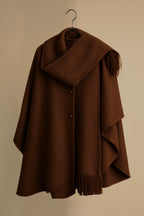 Capa formal de alpaca para mujer