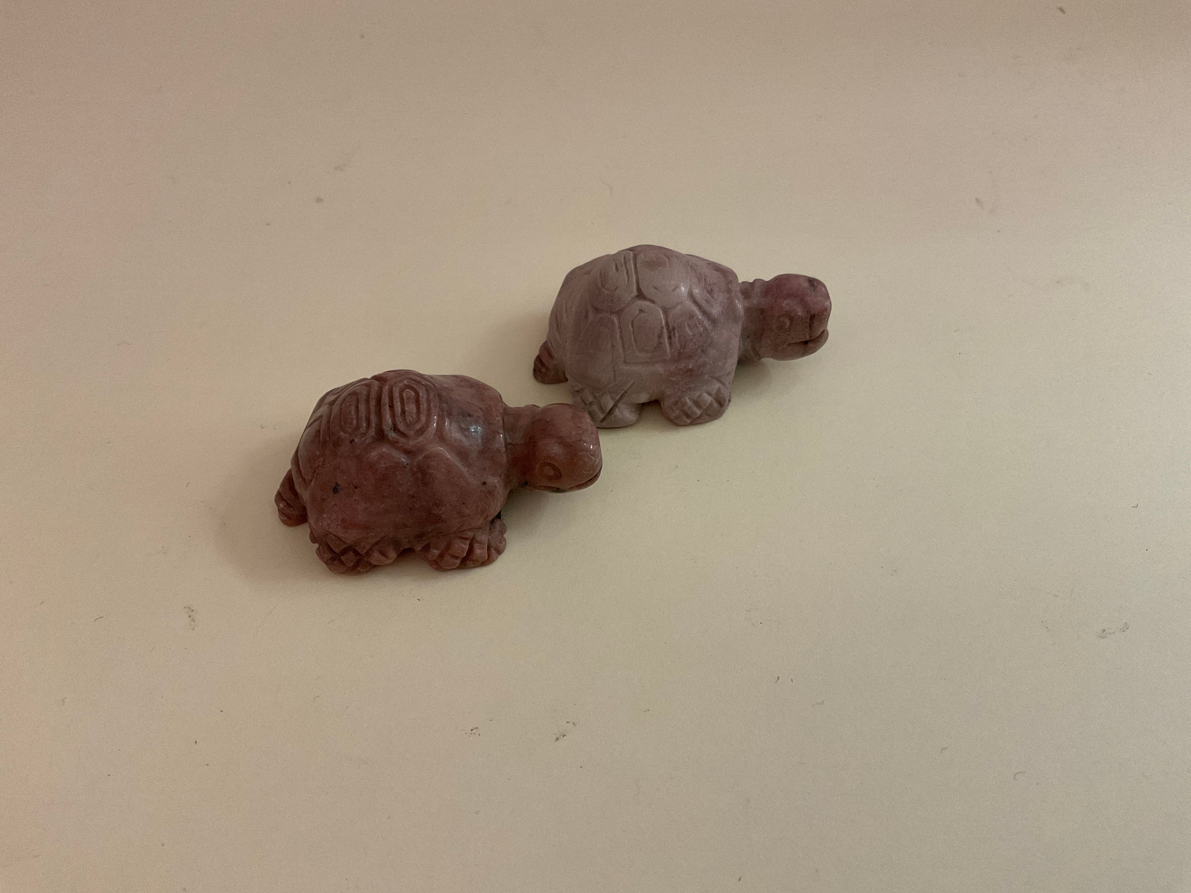 Figuras de piedra mineral