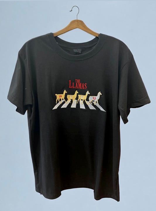 Camiseta bordada “Las Llamas”