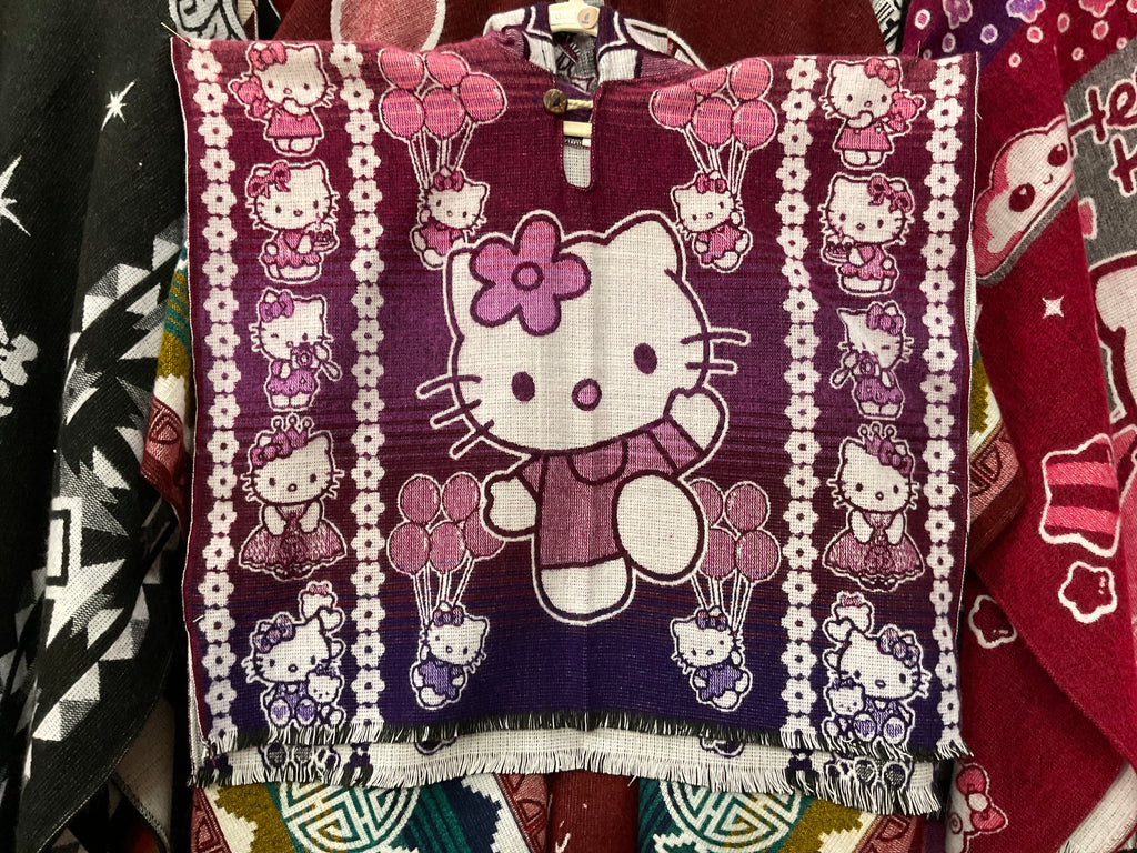 Poncho de Hello Kitty para niños