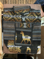 Mochila de tela de manta peruana