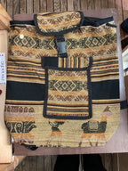 Mochila de tela de manta peruana