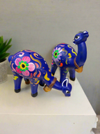 Pareja de vicuñas en cerámica peruana