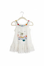 Vestido infantil bordado a mano