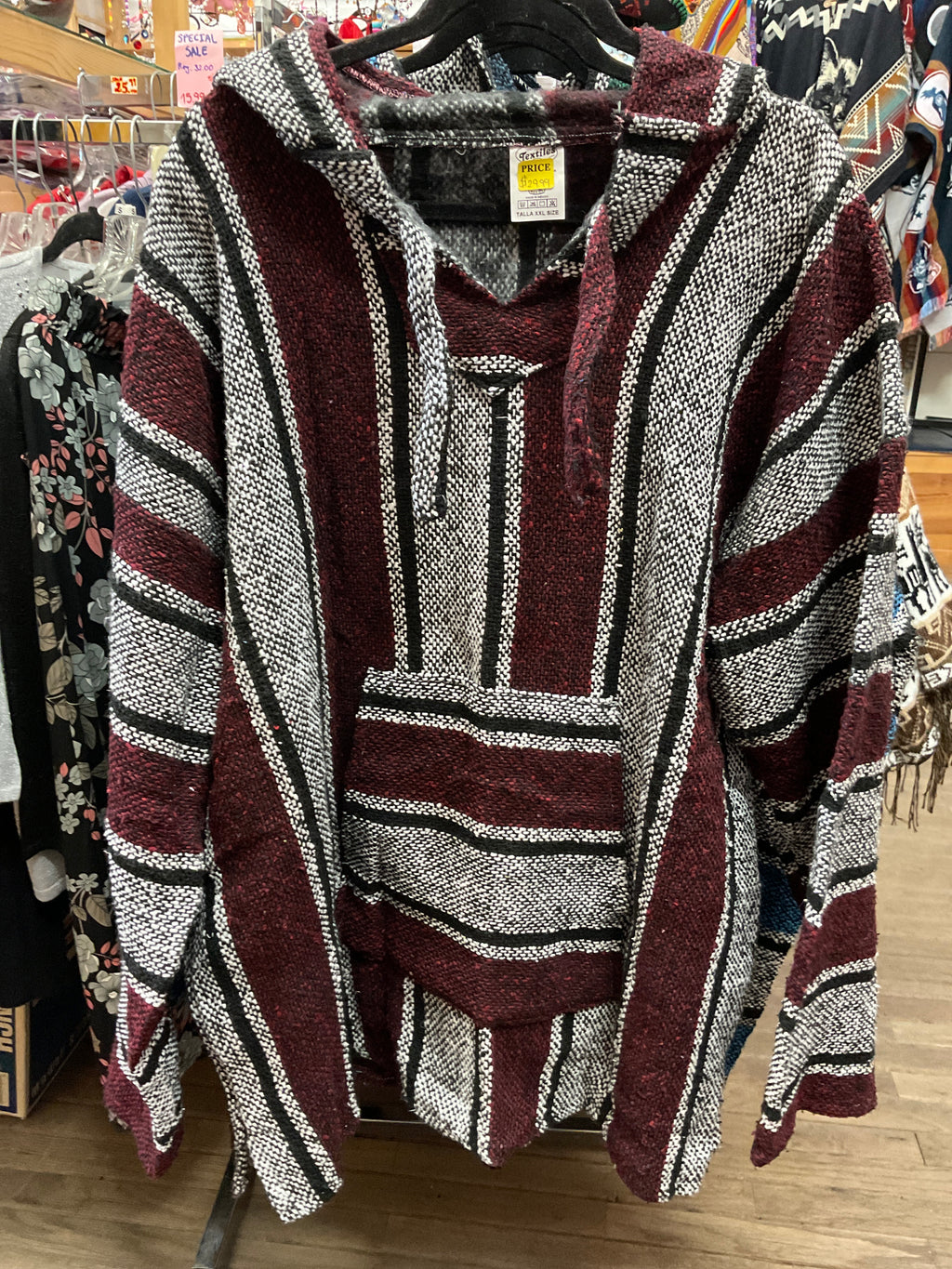 Camisa con capucha de Baja