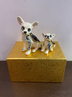 Joyero con baratijas