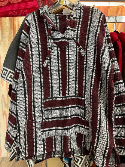 Camisa con capucha de Baja