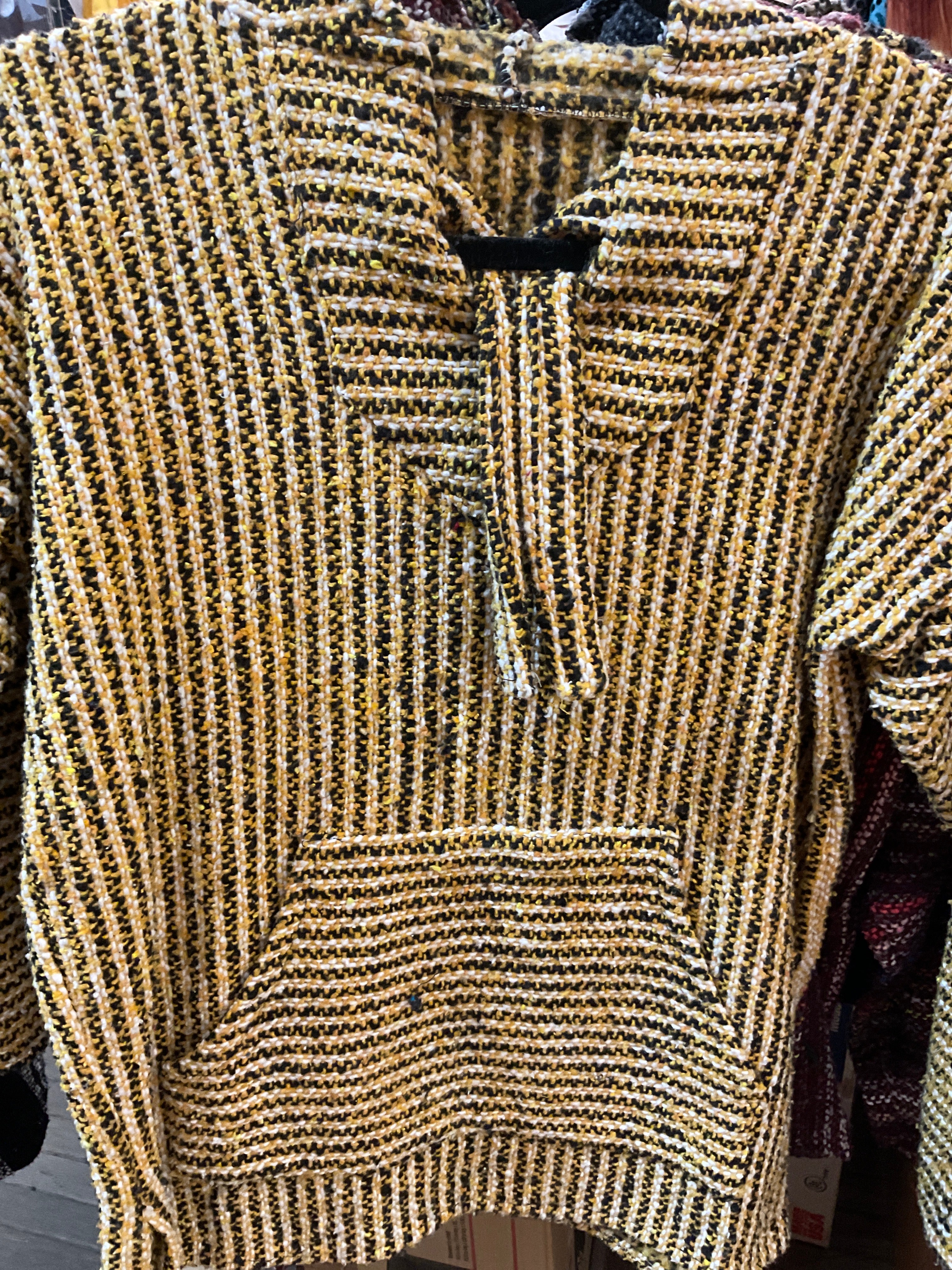 Camisa con capucha de Baja