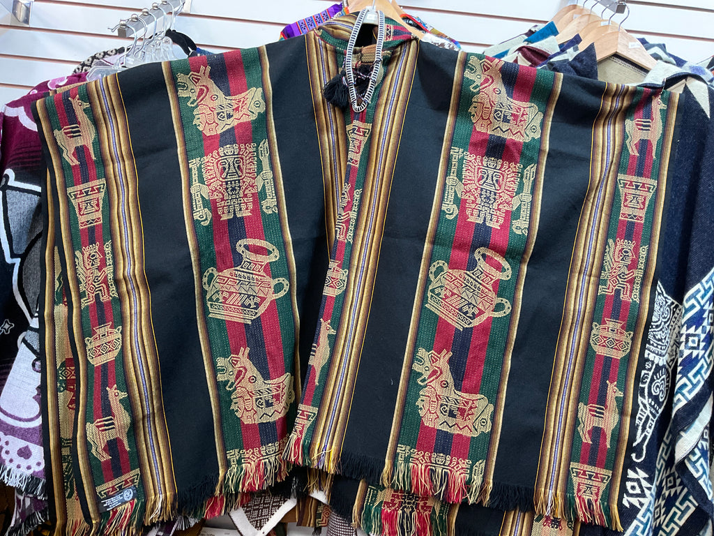 Poncho acrílico con capucha