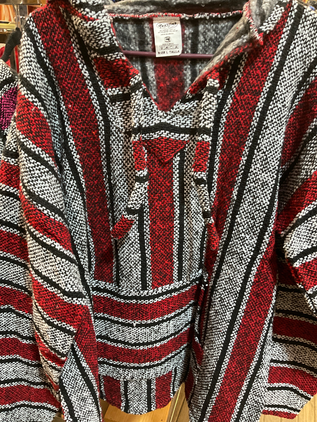 Camisa con capucha de Baja