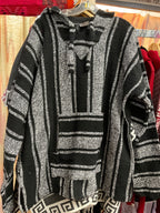 Camisa con capucha de Baja