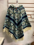 Poncho andino infantil con capucha – Ropa artesanal tradicional