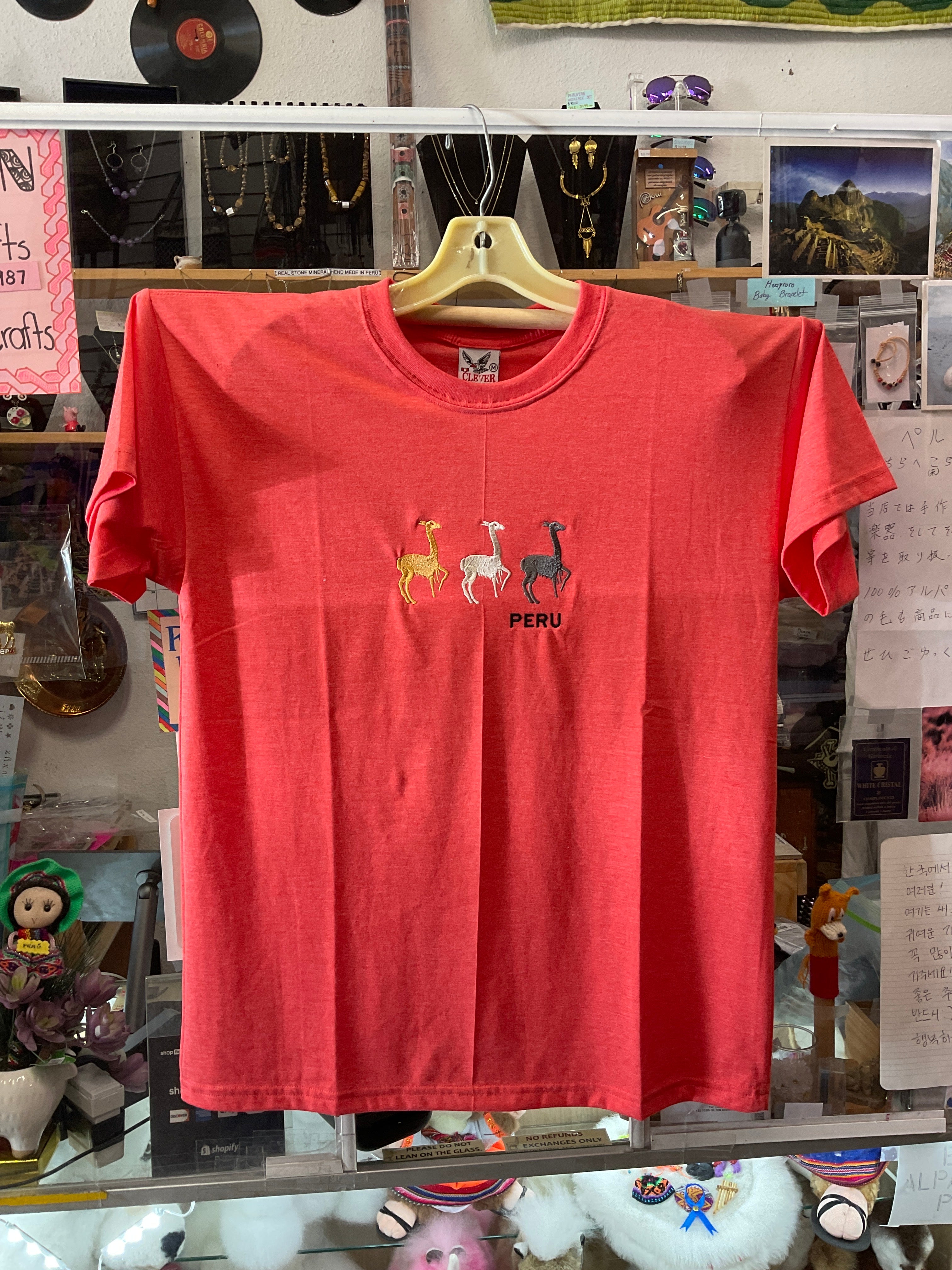 Camiseta Bordada de Vicuña
