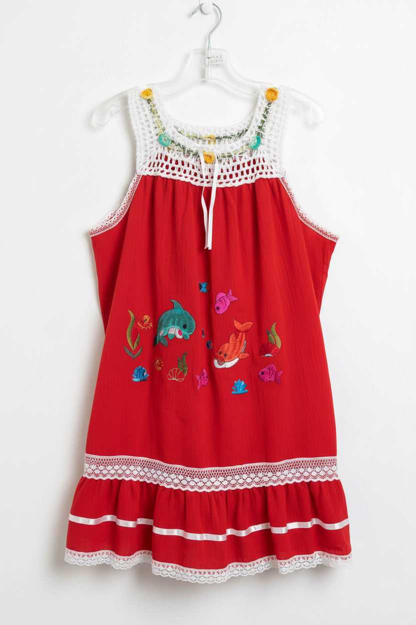 Vestido infantil bordado a mano