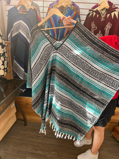 Poncho estilo mexicano