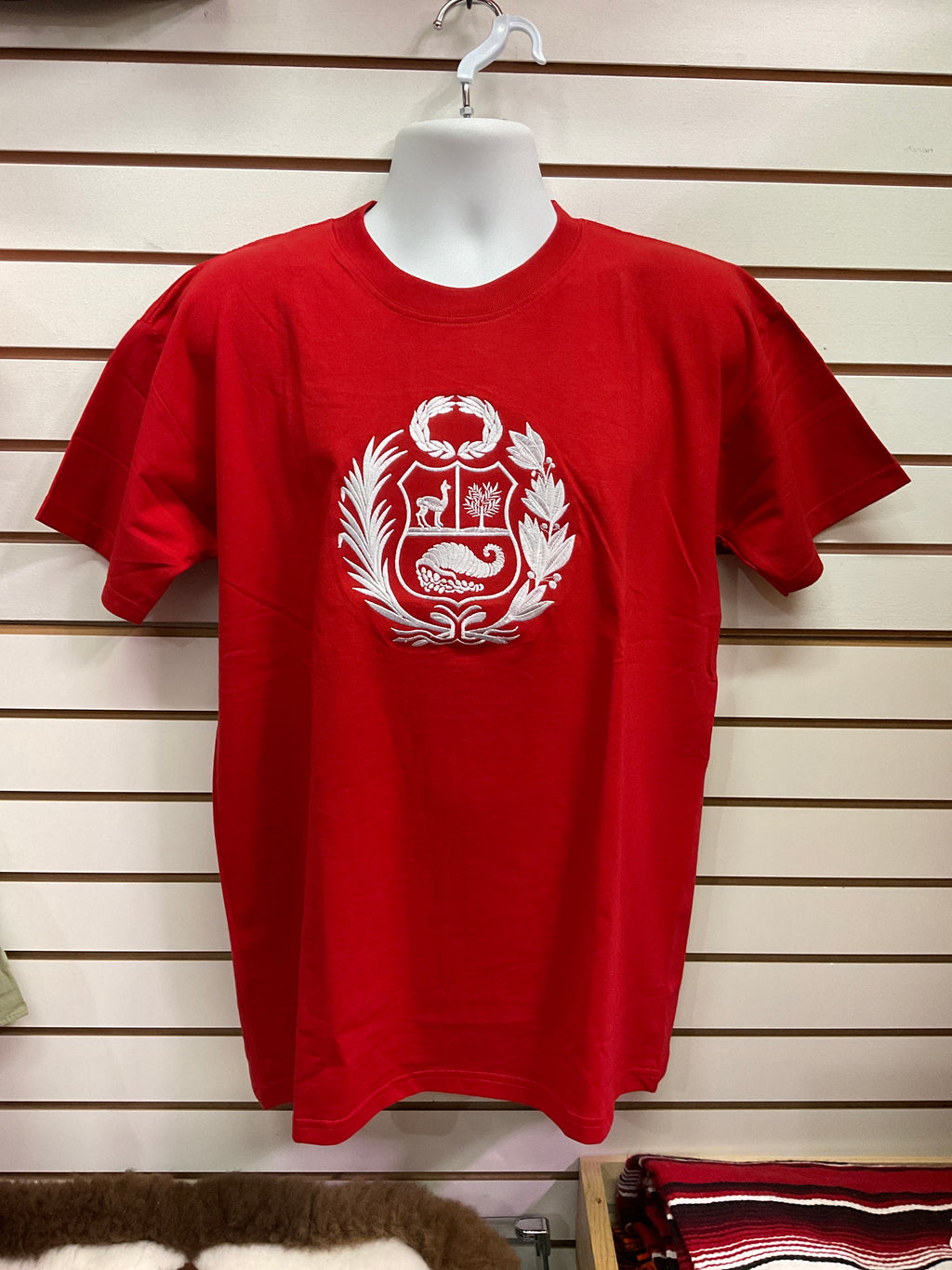 Camiseta con el Escudo de Armas del Perú