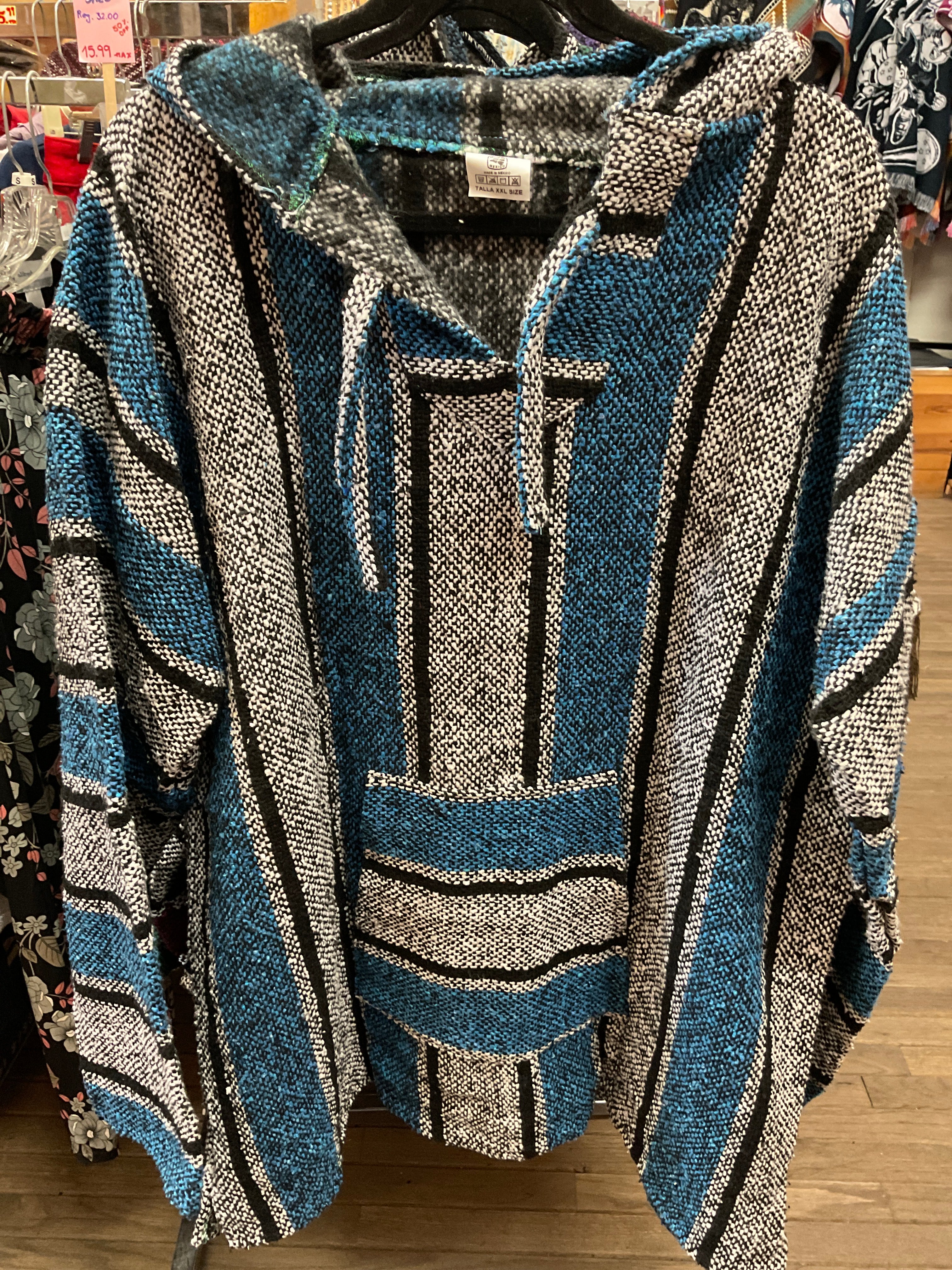 Camisa con capucha de Baja