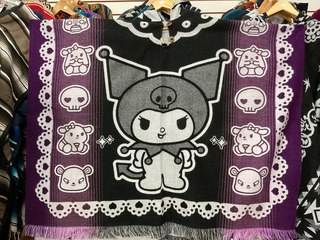 Alpaca Wool Poncho with Hood - Kuromi